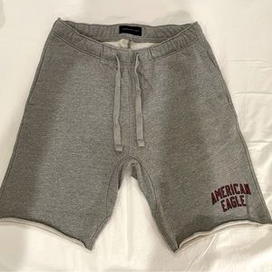 American Eagle Men’s knit shorts size M